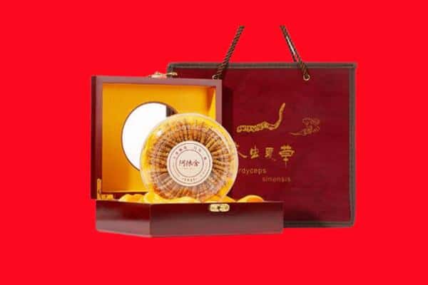 收购资讯:昆明西山区回收冬虫夏草是按克吗
